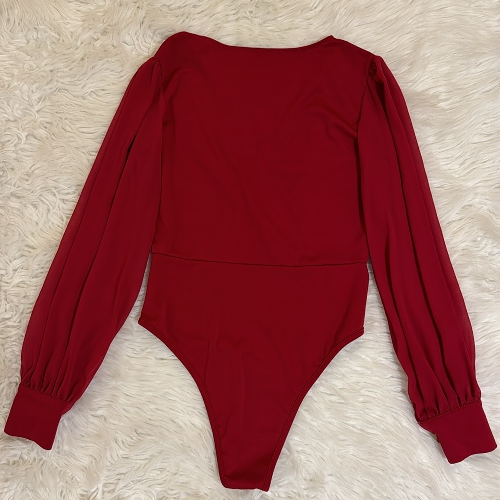 Long sleeve Bodysuit size medium color burgundy - Picture 8 of 8